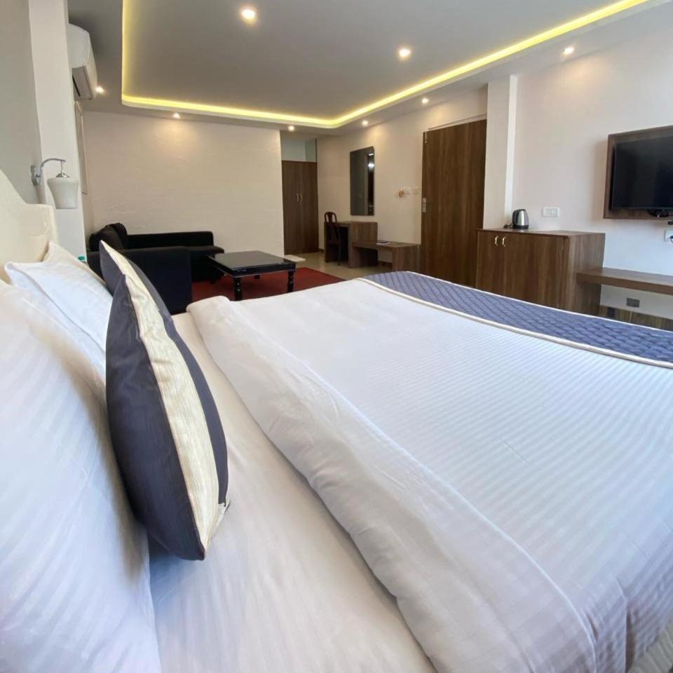 Montecarlo Hotel Mahabalipuram Ngoại thất bức ảnh